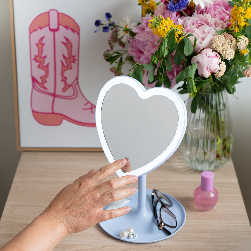Mainstays 11.26" Tall Light Blue Plastic Frame Tabletop Heart Shaped LED Lighted Mirror with Trinket Tray