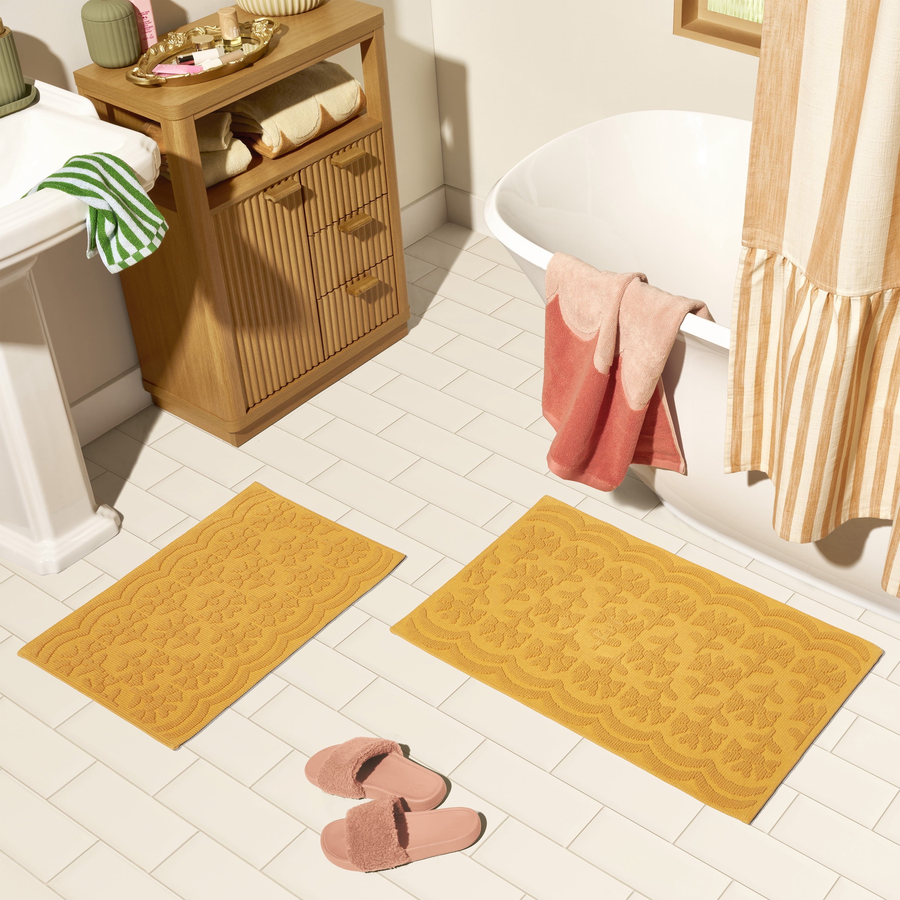 Beautiful Floral Bath Rug Set